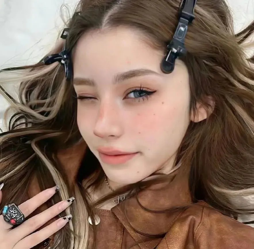 僵尸追女仔